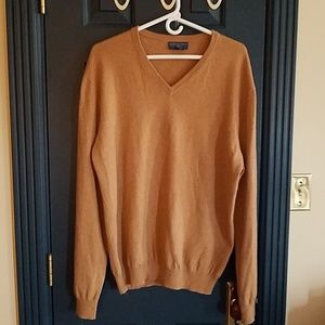 Joseph & Lyman Beige Cashmere Sweater
